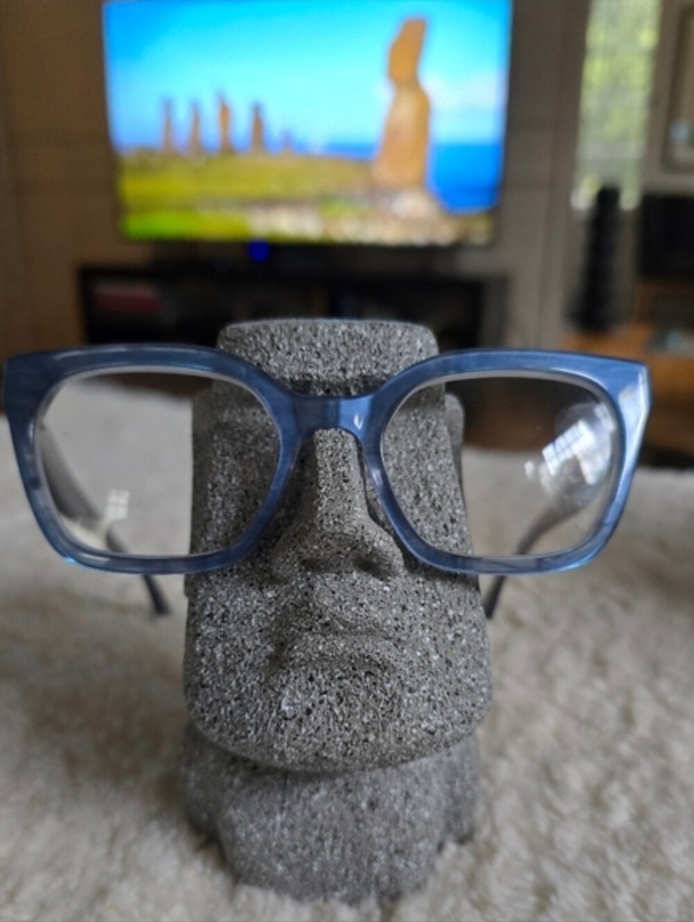 Moai Glasses Holder